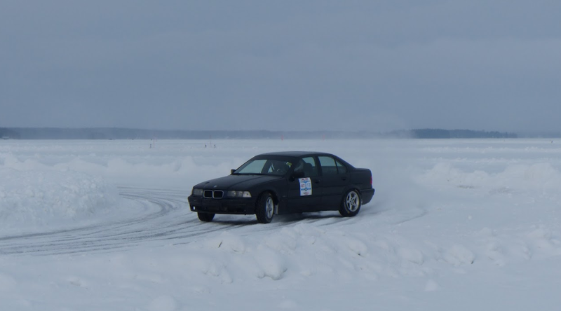 Illustration for article titled Sweden's 'Speed Weekend On Ice' Is Where Sanity Goes To Die And Axles Go To Break